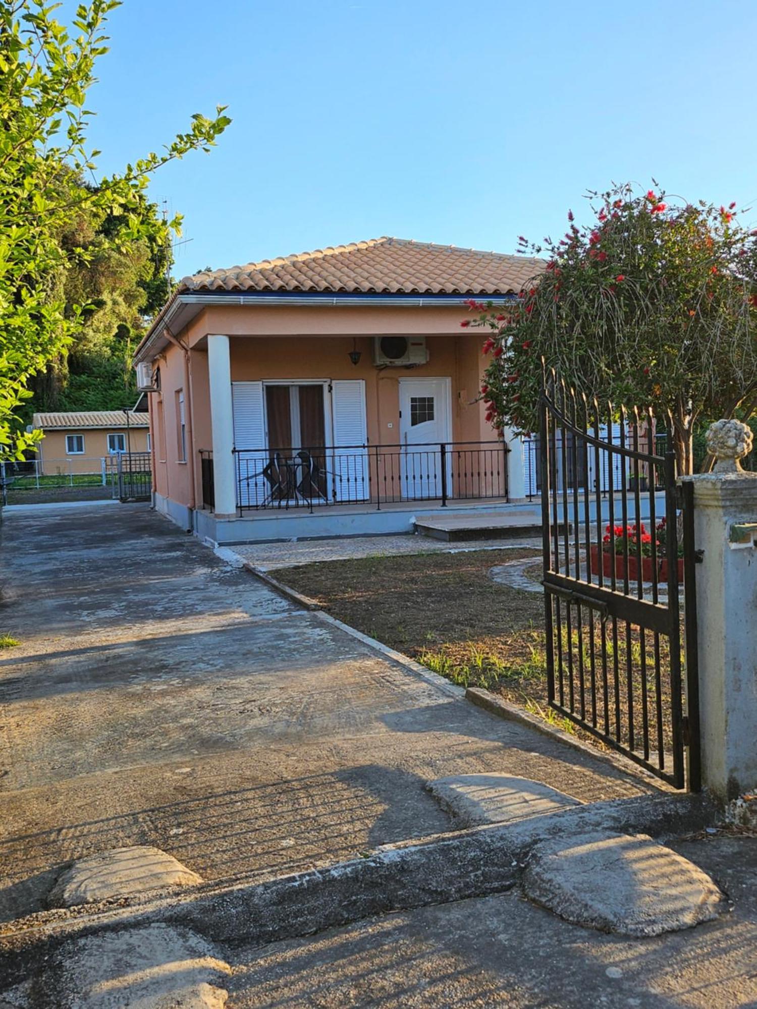 Villa House With Yard Alykes Potamou Exterior foto